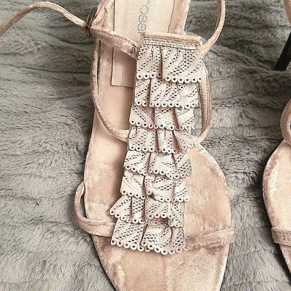 SERGIO ROSSI HEELS - Picture 2 of 8